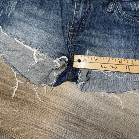 Forever 21 Womens Distressed Denim Shorts Size 26 - Picture 4 of 6